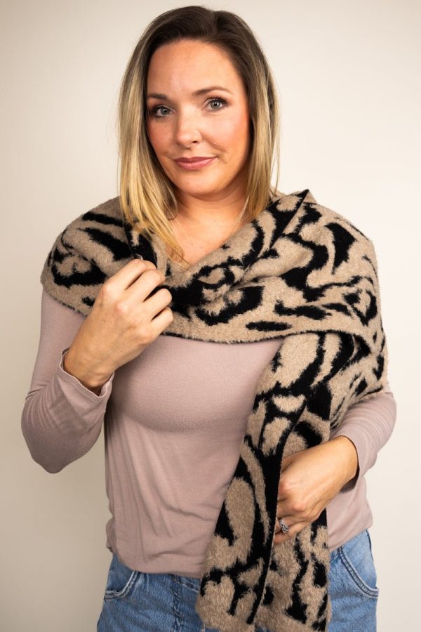 25% OFF! Be Clever Catskill Mountain Resort Scarf, Beige Online now